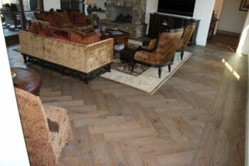 wood flooring herringbone pattern